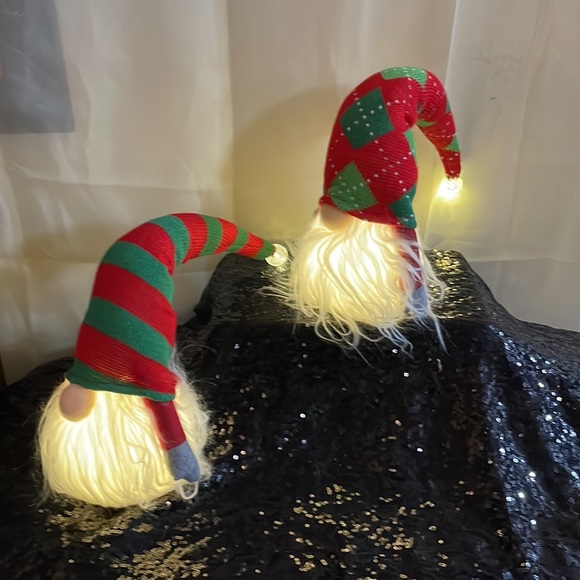 Aberlls (Set of 2) - Merry
Christmas 7” W X 18” H Lighted Holiday Plush… - Picture 8 of 16